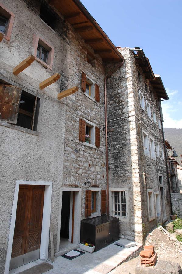 Albergo Diffuso Valcellina E Val Vajont In Erto Eksteriør billede